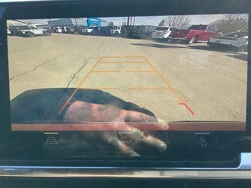 Used 2022 Chevrolet Silverado 1500 LT image 22