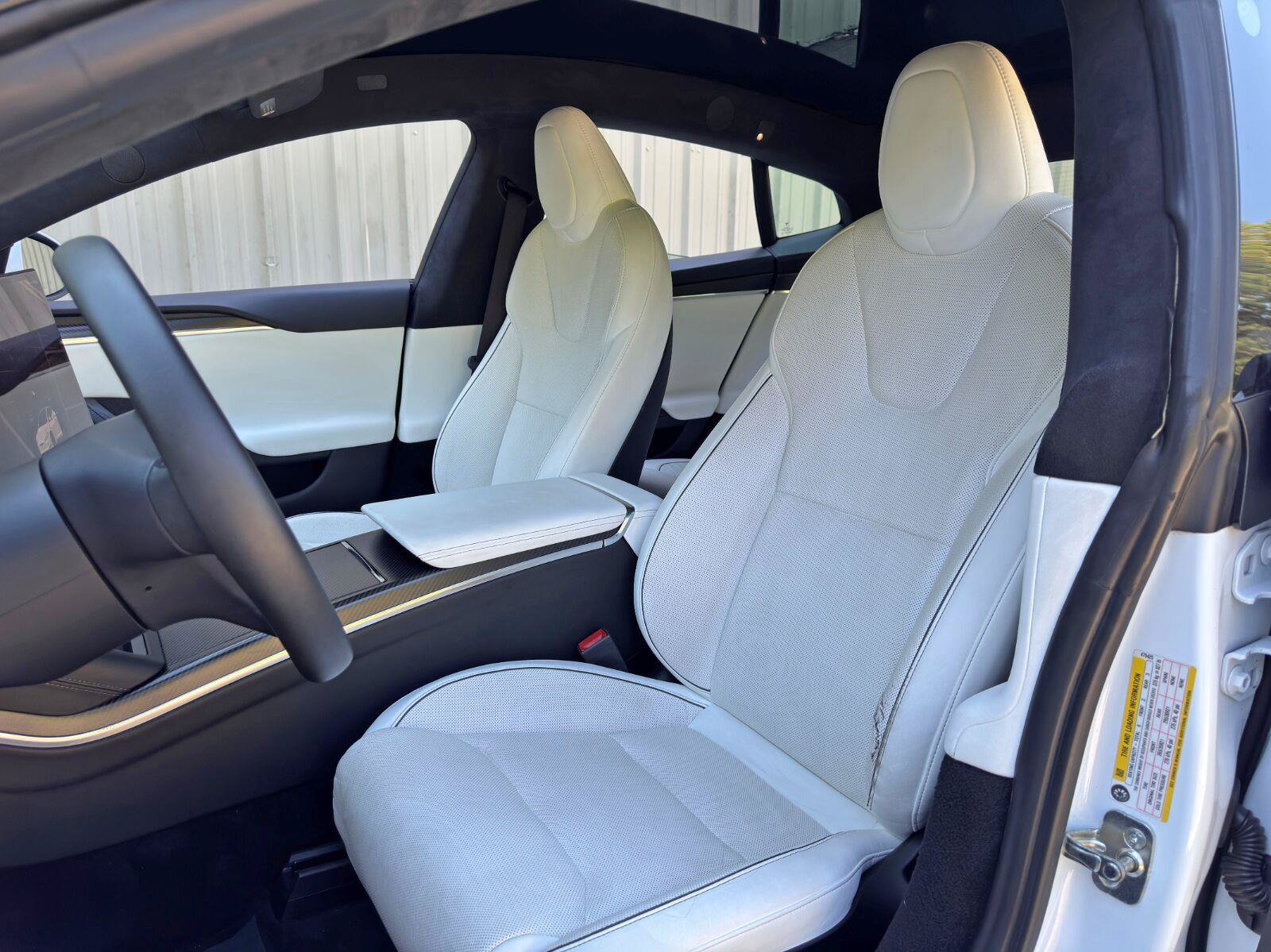 Used 2022 Tesla Model S Plaid AWD/4WD image 39