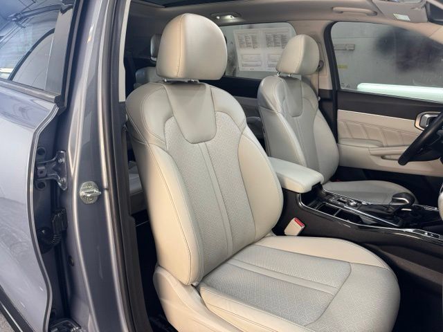 Used 2022 Kia Sorento SX AWD/4WD image 29