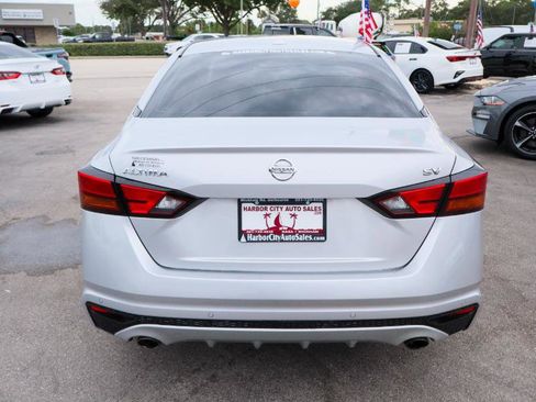 Used 2019 Nissan Altima 2.5 SV image 4