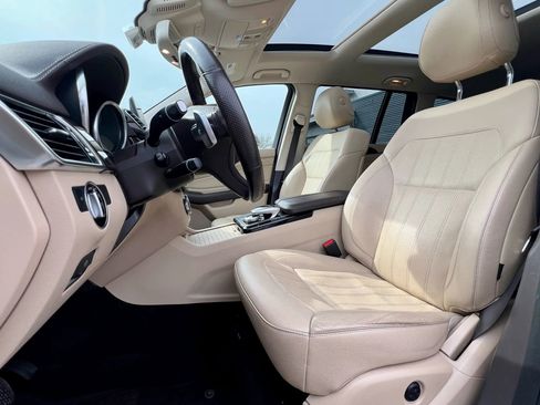 Used 2017 Mercedes-Benz GLS 450 4MATIC image 23