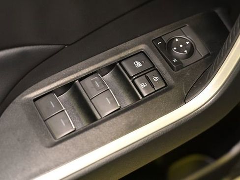 Used 2025 Toyota RAV4 XLE Premium image 41