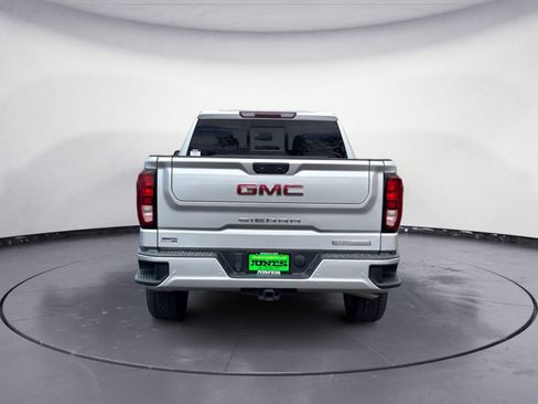 Used 2022 GMC Sierra 1500 Elevation w/ Preferred Package AWD/4WD image 5