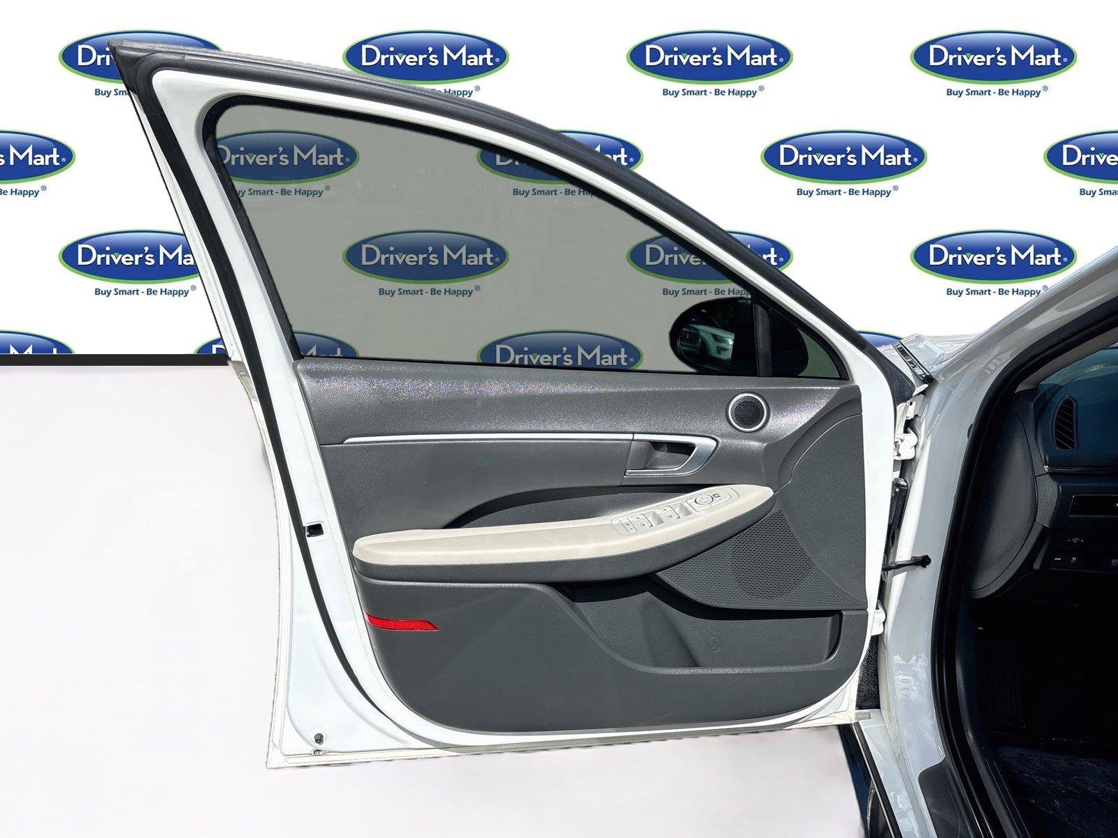 Used 2023 Hyundai Sonata SEL w/ Convenience Package FWD image 19