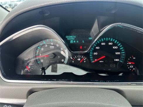 Used 2017 Chevrolet Traverse LT image 12