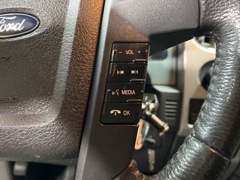 Used 2013 Ford F150 XLT w/ Luxury Equipment Group image 26