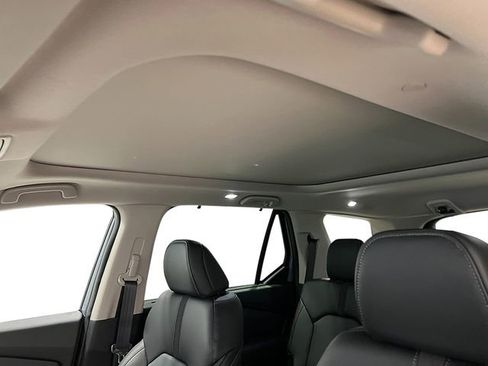 New 2025 Honda Pilot Touring image 16