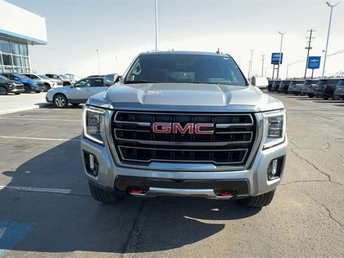 Used 2023 GMC Yukon XL AT4 w/ AT4 Premium Plus Package image 3