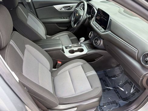 Used 2024 Chevrolet Blazer LT w/ Convenience Package FWD image 24