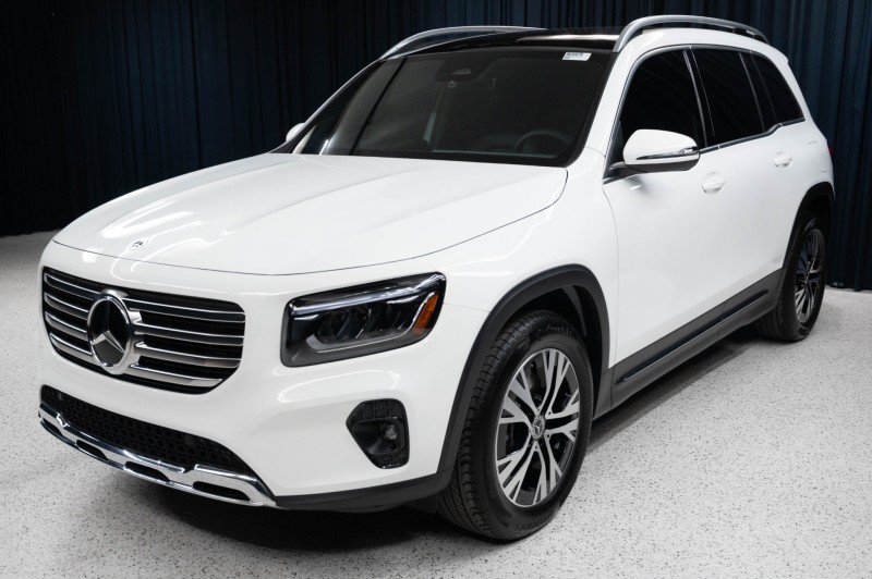 New 2026 Mercedes-Benz GLB 250 image 1