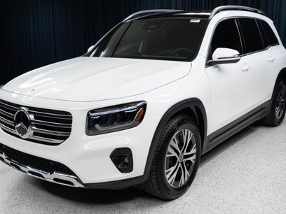 New 2026 Mercedes-Benz GLB 250
