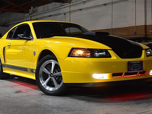 Used 2004 Ford Mustang Mach 1 RWD image 4