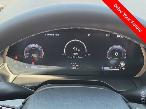 Used 2023 Jeep Grand Cherokee L Laredo RWD image 7