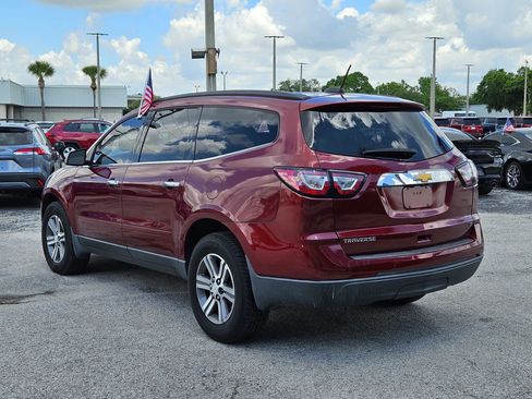Used 2017 Chevrolet Traverse LT FWD image 5