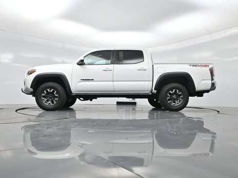 Used 2023 Toyota Tacoma TRD Off-Road AWD/4WD image 48