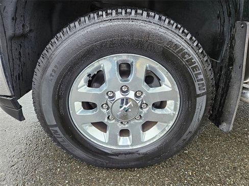 Used 2011 Chevrolet Silverado 2500 LTZ w/ LTZ Plus Package image 9