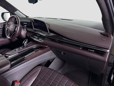 Used 2021 Cadillac Escalade Sport Platinum image 33