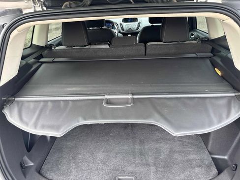 Used 2015 Ford Escape SE image 26