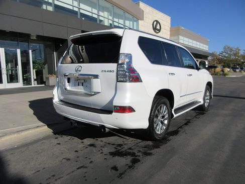 Used 2017 Lexus GX 460 Luxury AWD/4WD image 9