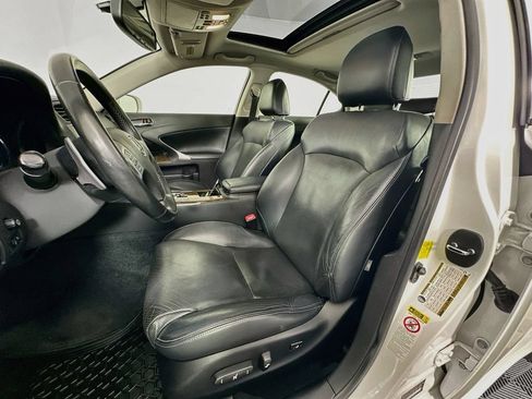 Used 2013 Lexus IS 250 AWD w/ Premium Pkg image 19
