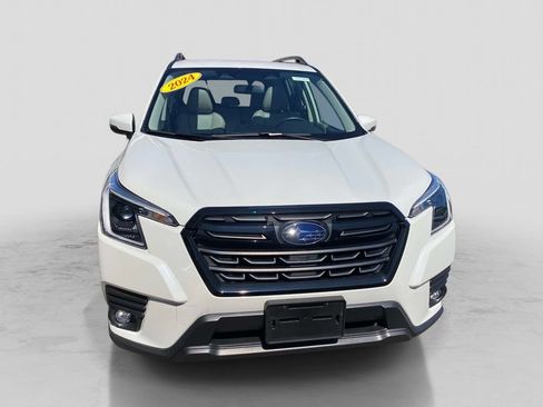 Used 2024 Subaru Forester Limited AWD/4WD image 10