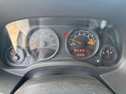 Used 2016 Jeep Patriot High Altitude FWD image 10