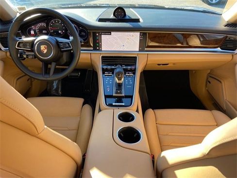 Used 2023 Porsche Panamera 4S image 13