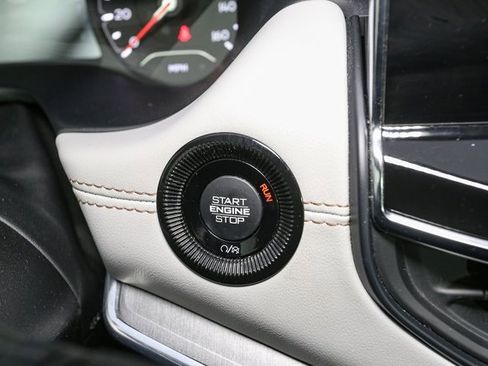 Used 2022 Jeep Compass Limited image 27