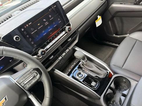New 2026 Chevrolet Colorado LT w/ LT Convenience Package AWD/4WD image 27