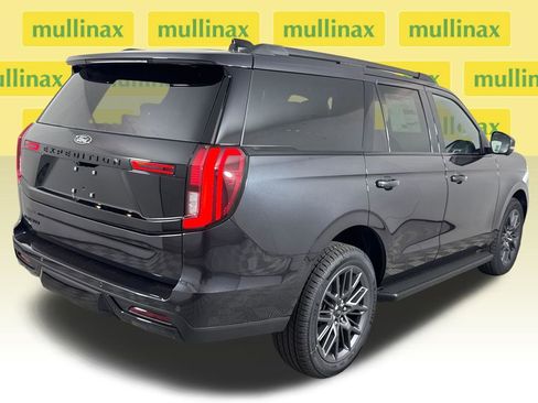 New 2026 Ford Expedition Platinum w/ Stealth Appearance Package AWD/4WD image 23