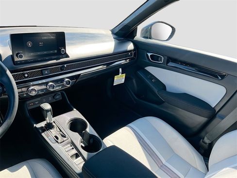 Used 2025 Honda Civic FWD Hybrid Sedan image 24