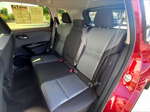 Used 2023 Nissan Rogue SV AWD/4WD image 30