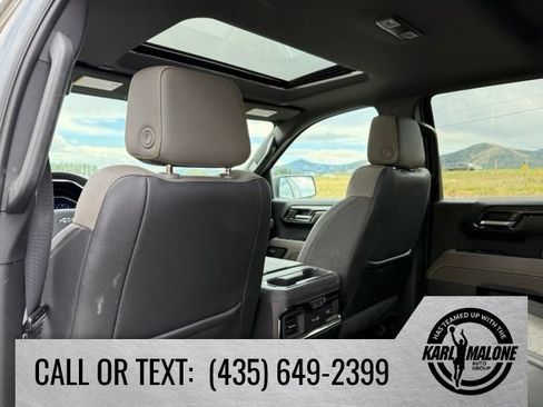 Used 2023 Chevrolet Silverado 1500 ZR2 w/ Technology Package AWD/4WD image 28