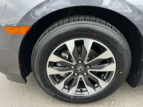 Used 2024 Honda Odyssey EX-L image 12