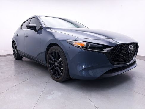 Used 2023 MAZDA MAZDA3 s FWD image 11