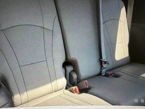 Used 2019 Buick Enclave Premium FWD image 8