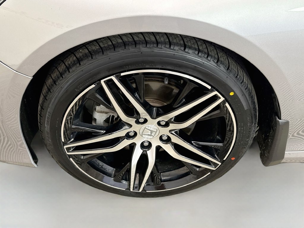 Used 2022 Honda Accord Touring image 32