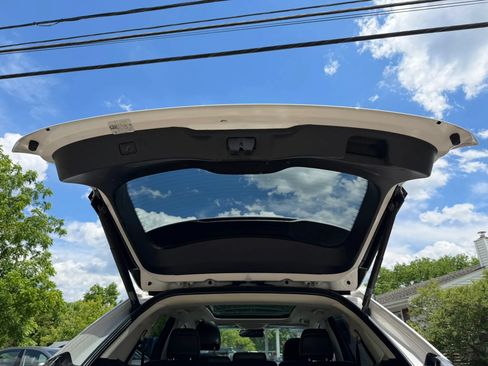 Used 2017 Ford Edge Titanium w/ Equipment Group 302A AWD/4WD image 36