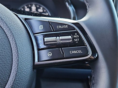 Certified 2023 Kia Seltos S image 24