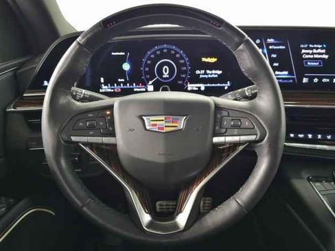 Used 2023 Cadillac Escalade Premium Luxury w/ LPO, Radiant Package image 20