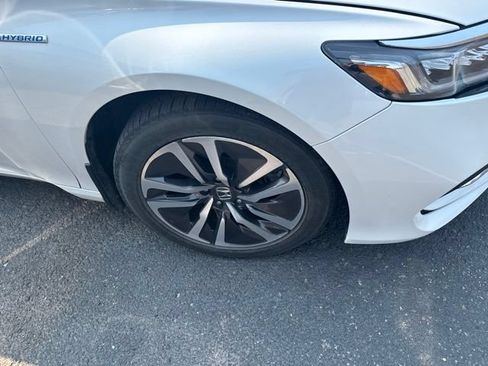 Used 2019 Honda Accord Hybrid image 10