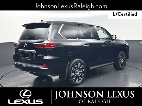Used 2021 Lexus LX 570 4WD w/ Luxury Package image 9