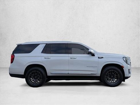 Certified 2023 GMC Yukon SLT w/ SLT Premium Package image 4