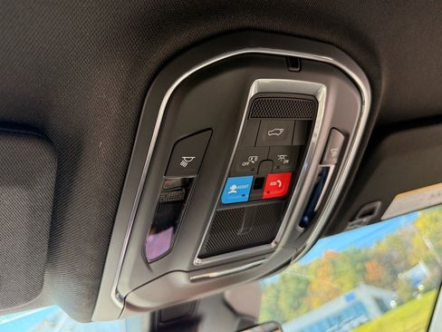 New 2025 Jeep Grand Cherokee Limited image 22