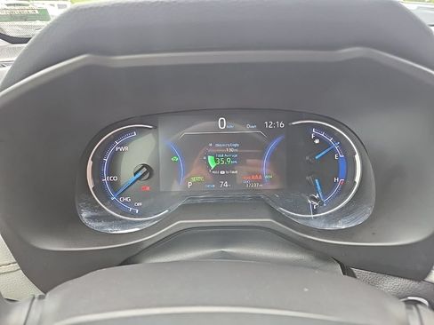 Used 2025 Toyota RAV4 XLE w/ Convenience Package AWD/4WD image 46