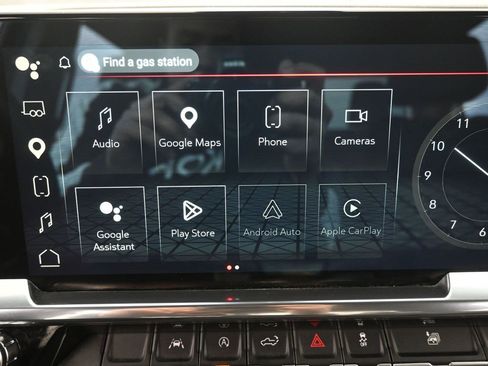 Used 2025 GMC Sierra 1500 SLT image 13