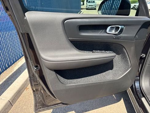 New 2025 Volvo EX40 Core w/ Climate Package image 13