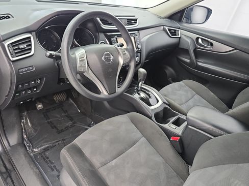 Used 2016 Nissan Rogue SV w/ SV Premium Package AWD/4WD image 16