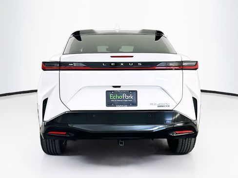 Used 2023 Lexus RZ 450e Premium w/ Technology Package AWD/4WD image 7