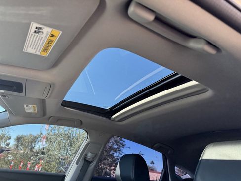 Used 2024 Acura Integra image 12